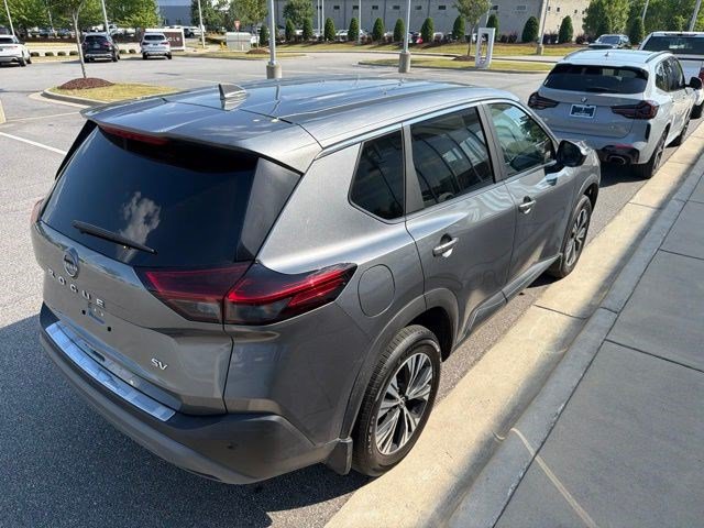 Used 2023 Nissan Rogue SV FWD image 5