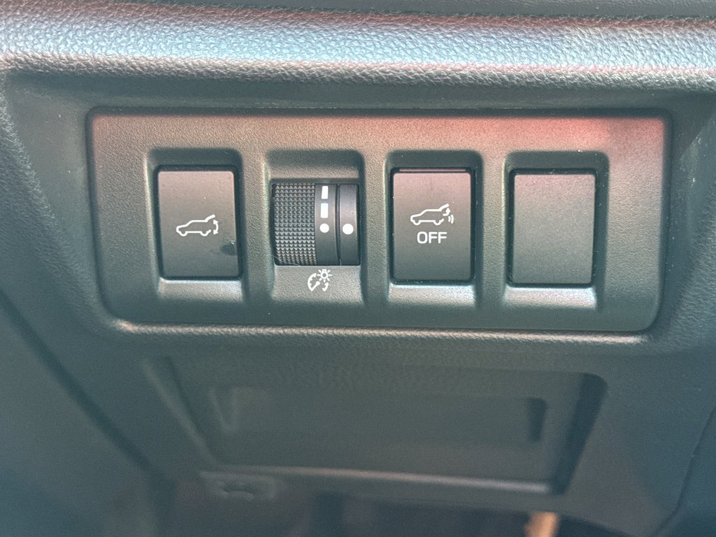 Used 2021 Subaru Outback Limited w/ Popular Package #2 image 27