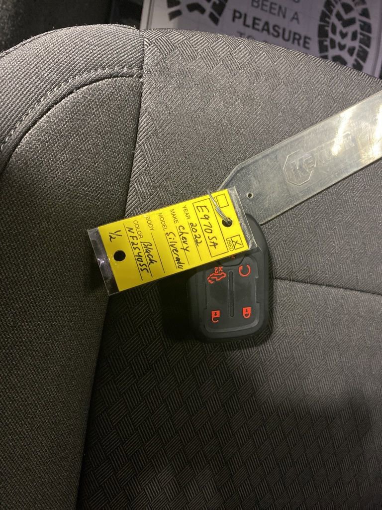 Used 2022 Chevrolet Silverado 2500 LT w/ Midnight Edition image 30