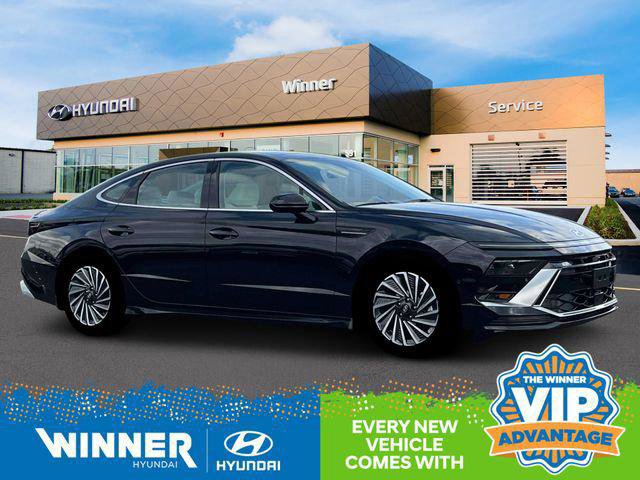 New 2025 Hyundai Sonata Limited image 11