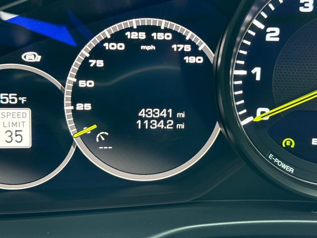 Used 2020 Porsche Panamera 4 AWD/4WD image 13