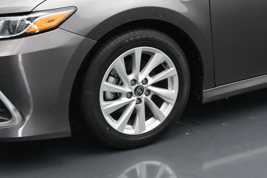Used 2024 Toyota Camry LE FWD image 12