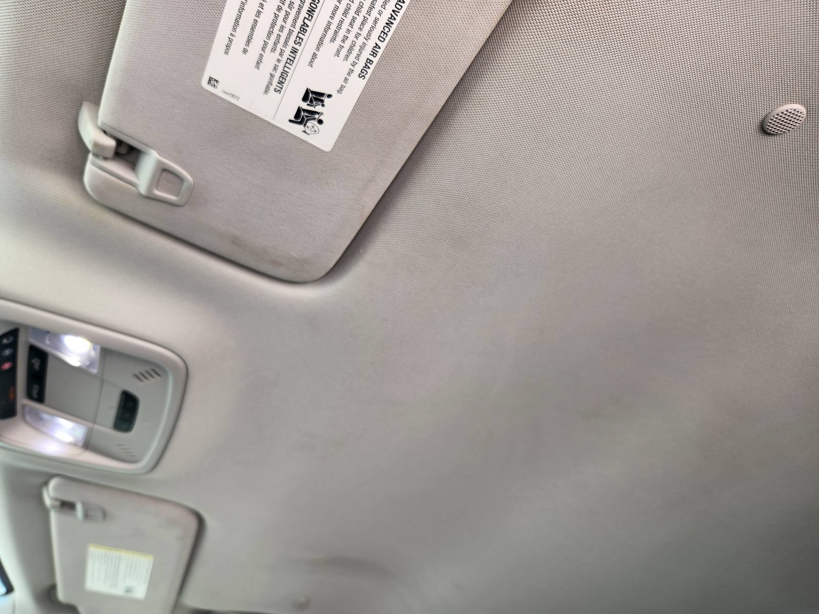 Used 2019 Chevrolet Traverse LT FWD image 29