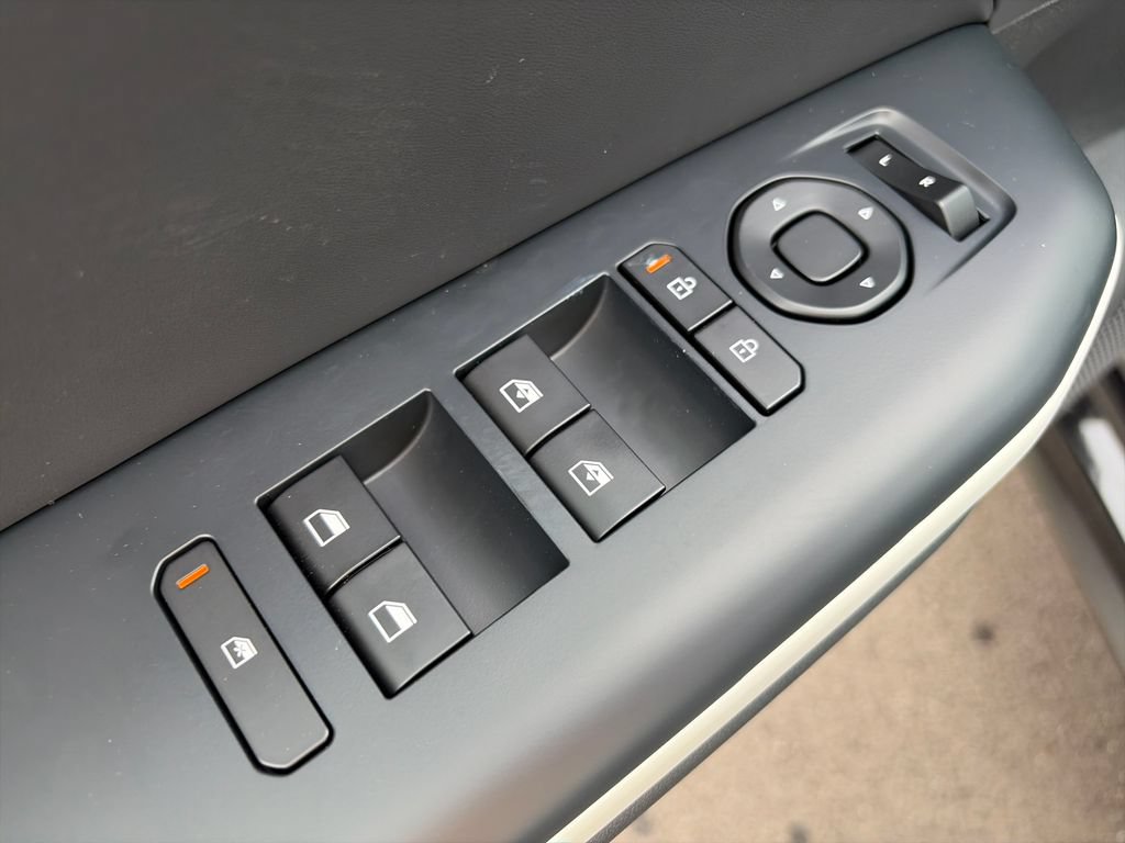 New 2026 Kia K4 GT-Line FWD image 18