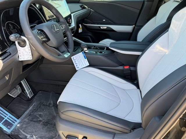 New 2026 Lexus TX 500h AWD image 20