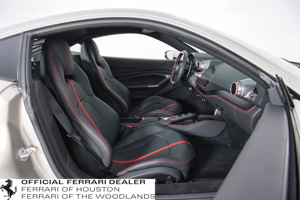 Used 2022 Ferrari F8 Tributo image 15