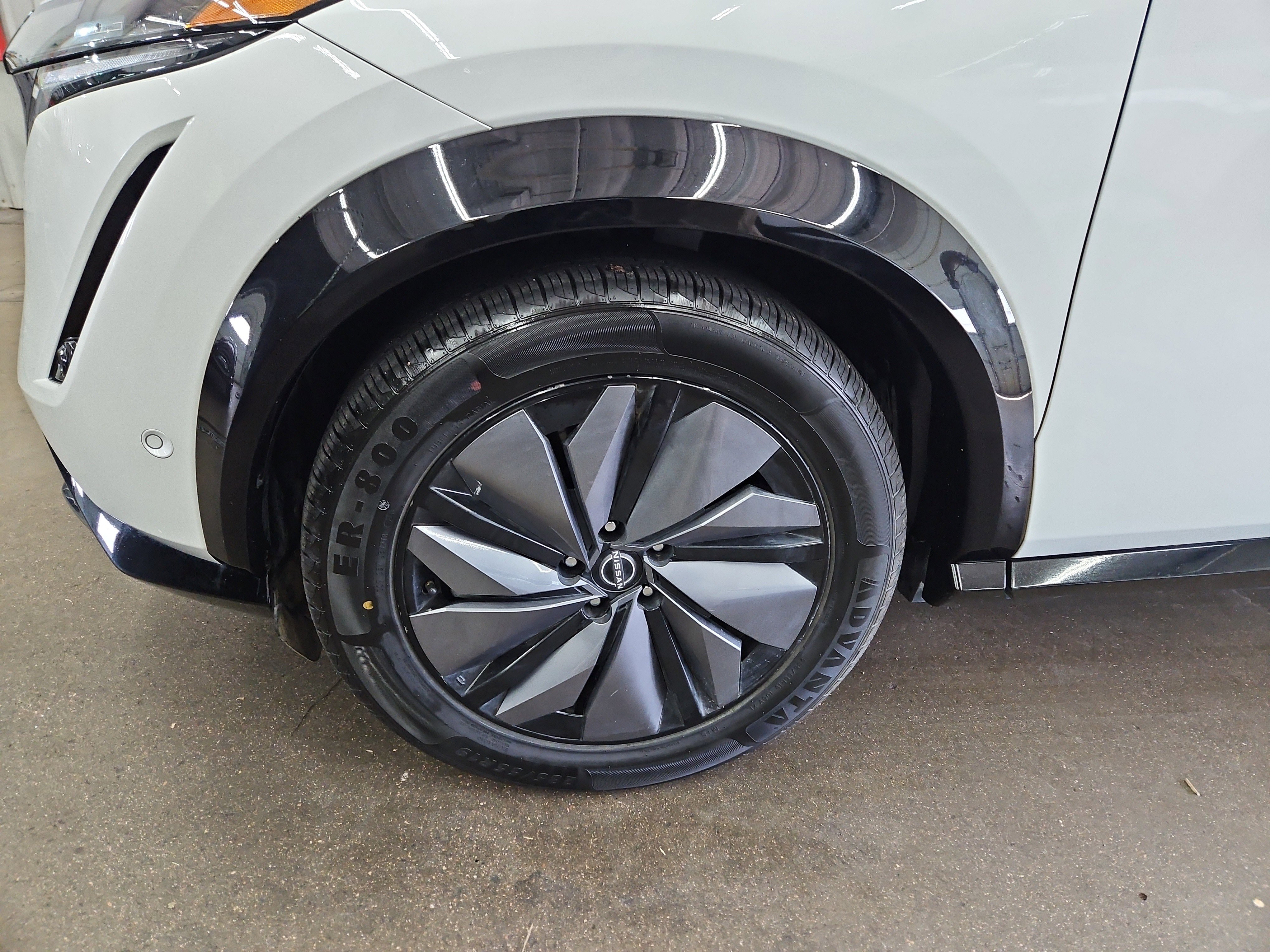 Used 2023 Nissan Ariya AWD/4WD image 22