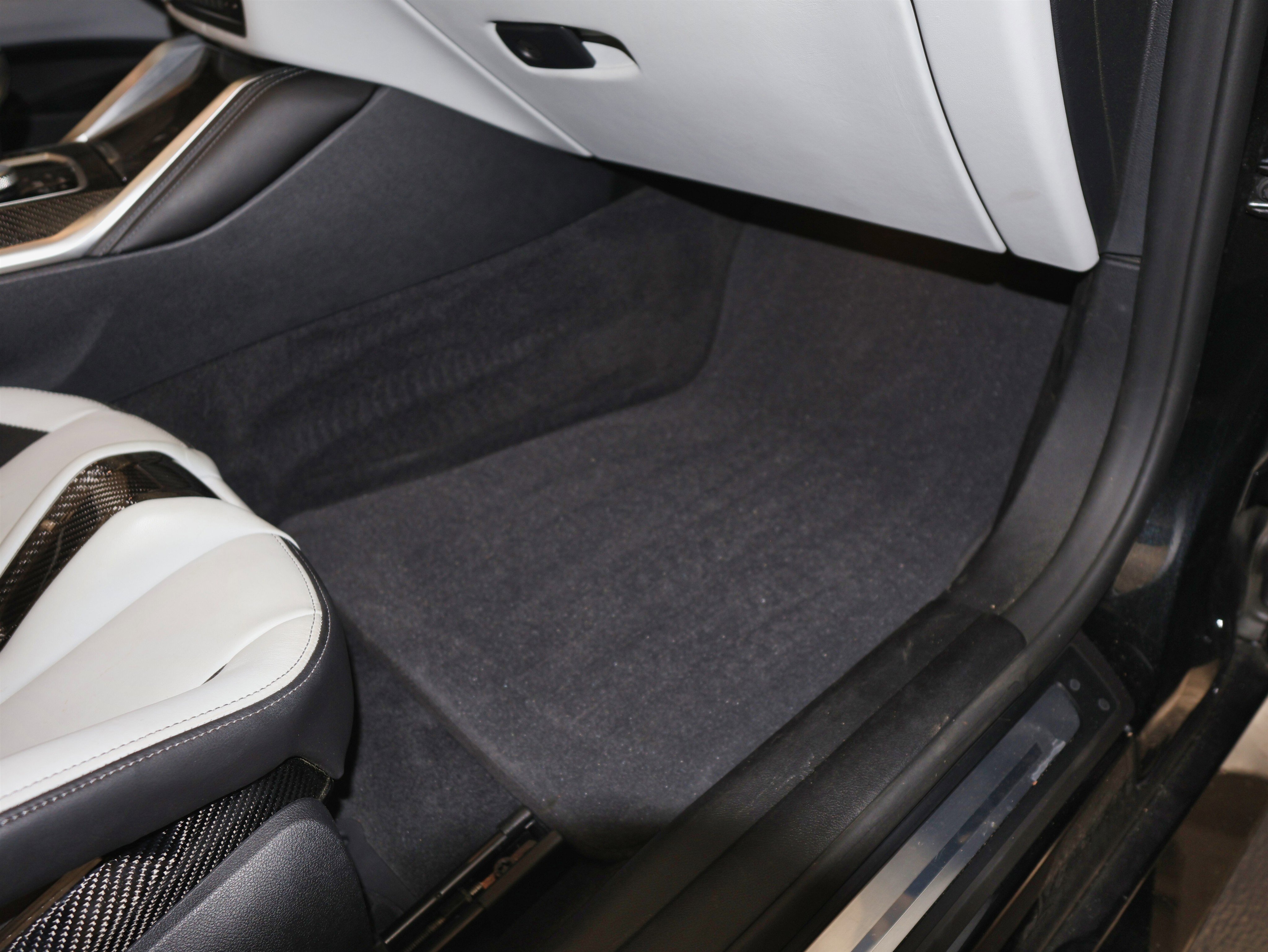 Used 2022 BMW M4 xDrive Competition image 45