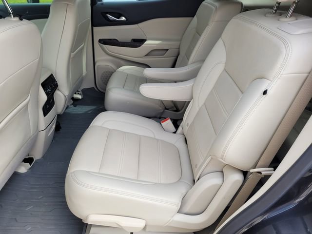 Used 2021 GMC Acadia Denali w/ Denali Technology Package image 23