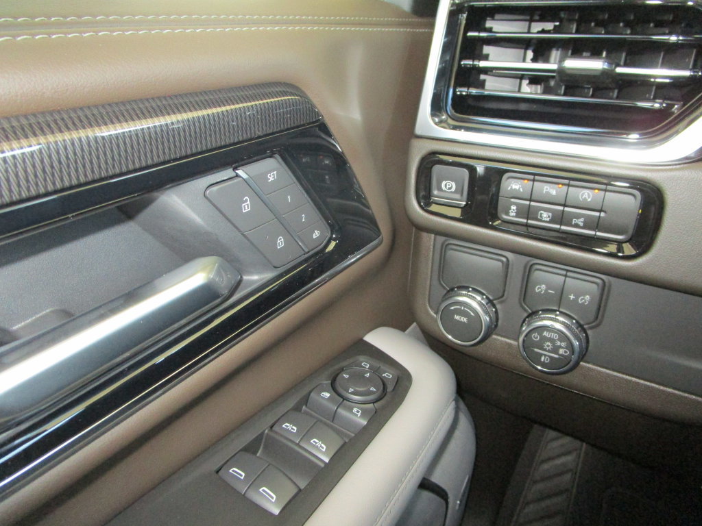 New 2027 GMC Yukon XL Elevation w/ Technology Package RWD image 33