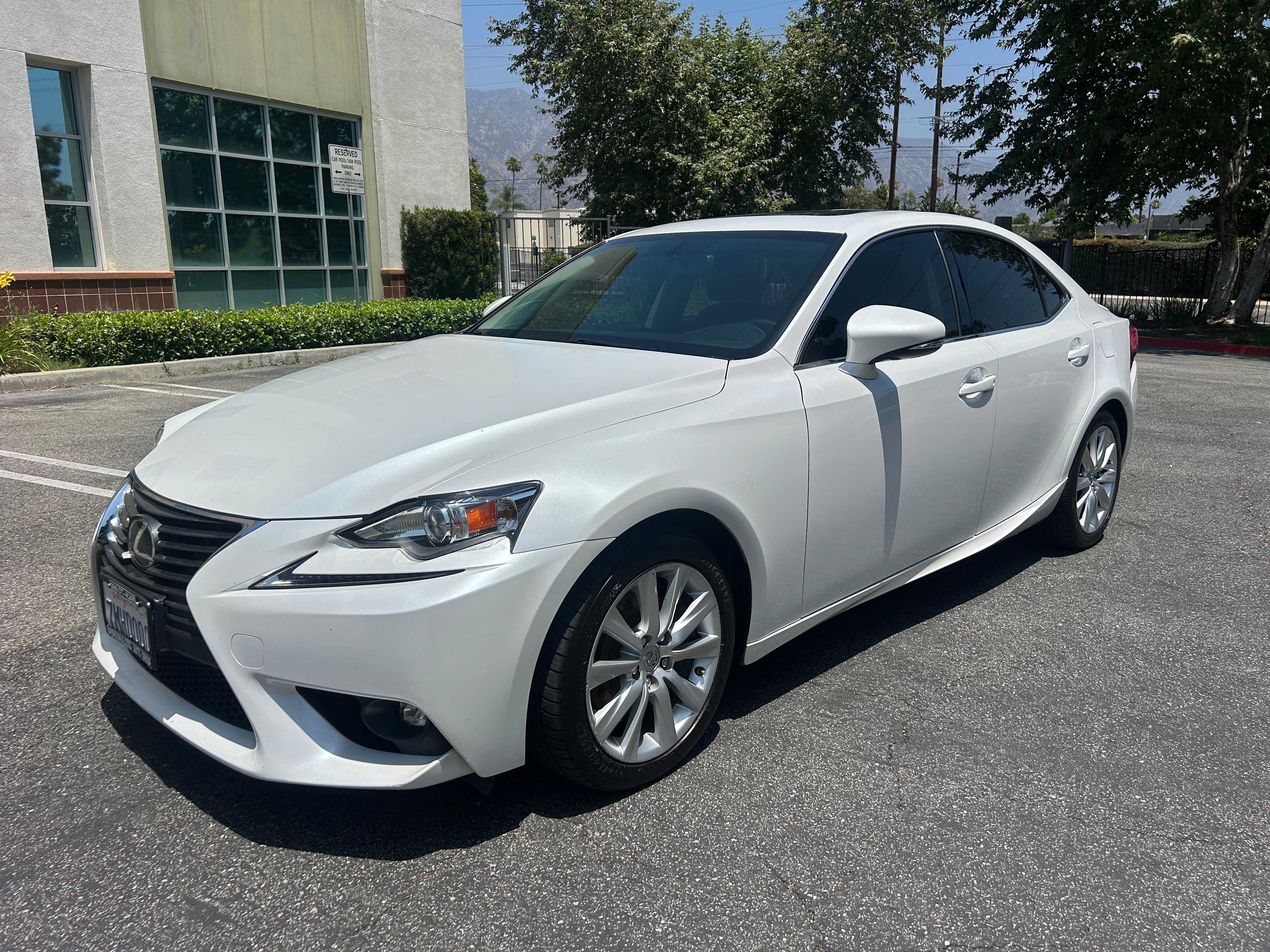 Used 2016 Lexus IS 200t RWD image 3