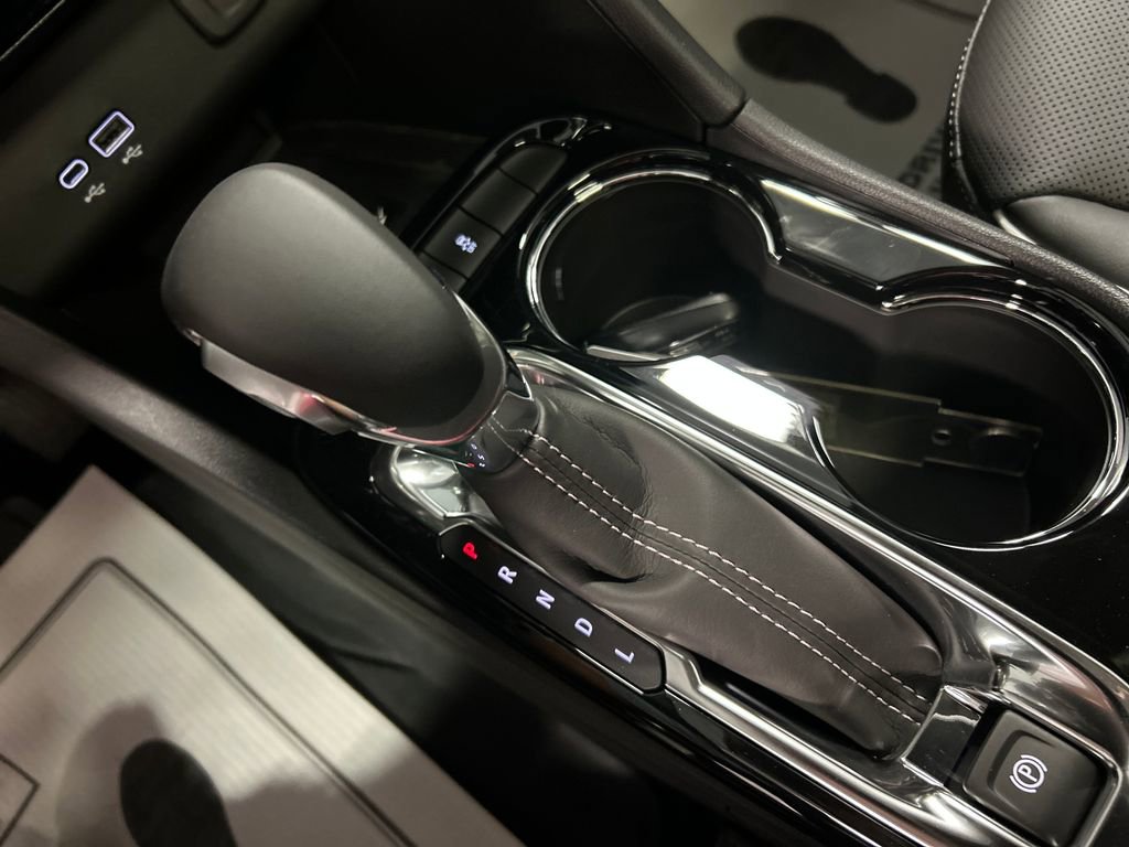 Used 2026 Buick Encore GX Avenir w/ Avenir Technology Package image 20