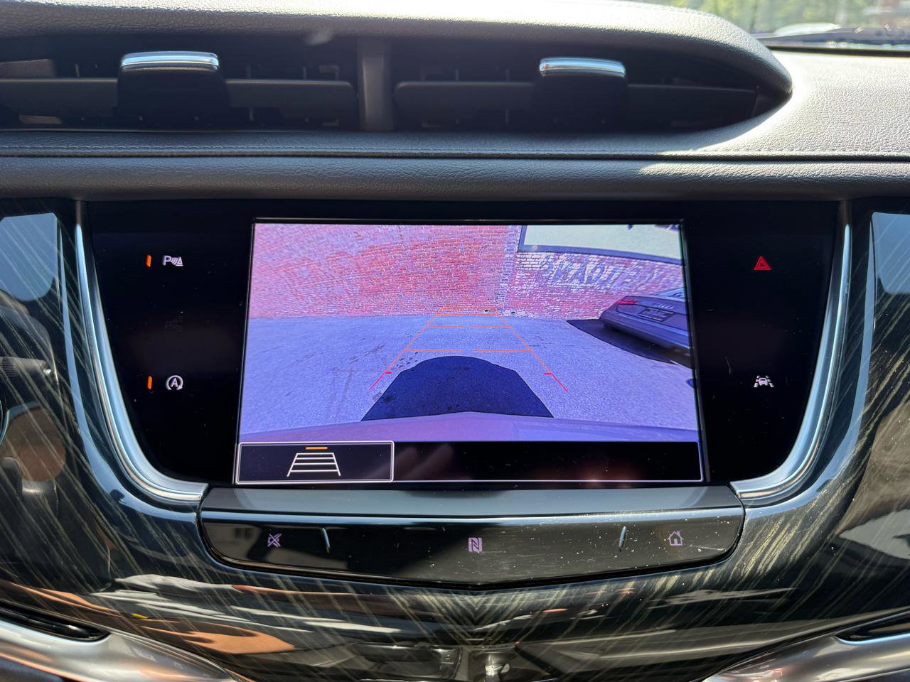 Used 2020 Cadillac XT6 Premium Luxury FWD image 12