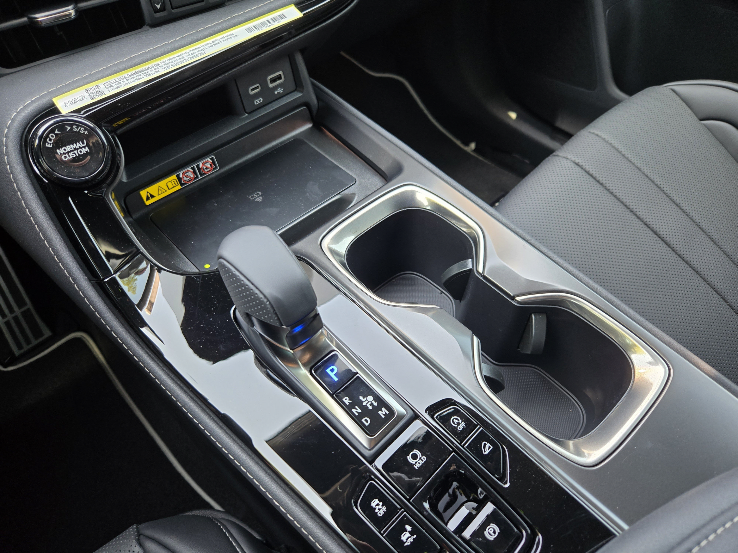New 2026 Lexus NX 350 F Sport AWD/4WD image 10