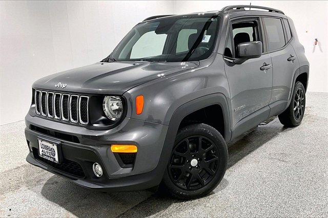 Used 2019 Jeep Renegade Latitude w/ Cold Weather Group image 3