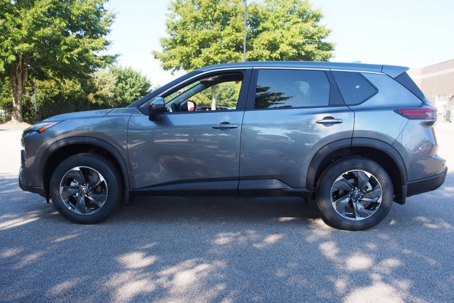 Used 2026 Nissan Rogue SV FWD image 4