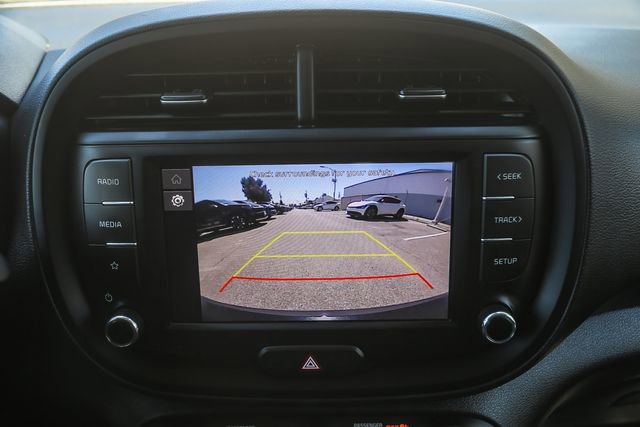 Used 2023 Kia Soul LX image 25