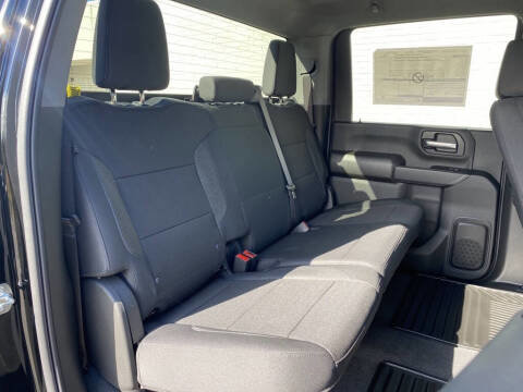 New 2026 Chevrolet Silverado 2500 Custom w/ Custom Value Package image 15