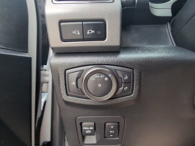 Used 2020 Ford F150 Raptor w/ Equipment Group 802A Luxury image 22