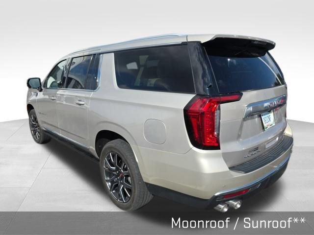 Used 2023 GMC Yukon XL Denali AWD/4WD image 6