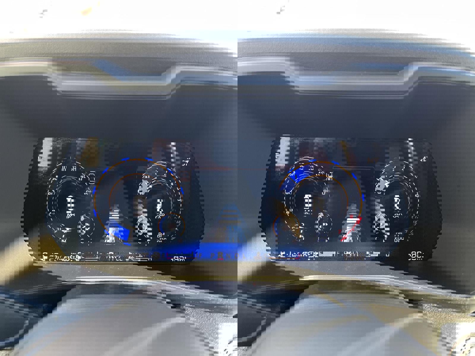 Used 2024 Chevrolet Colorado Trail Boss w/ Technology Package image 31