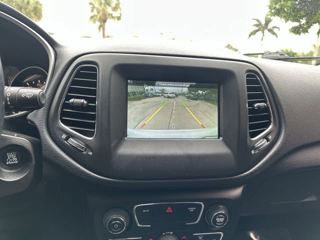 Used 2020 Jeep Compass Latitude FWD image 24