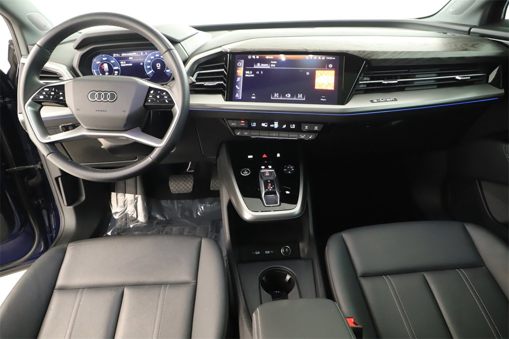 Used 2023 Audi Q4 e-tron Premium Plus w/ Premium Plus image 19
