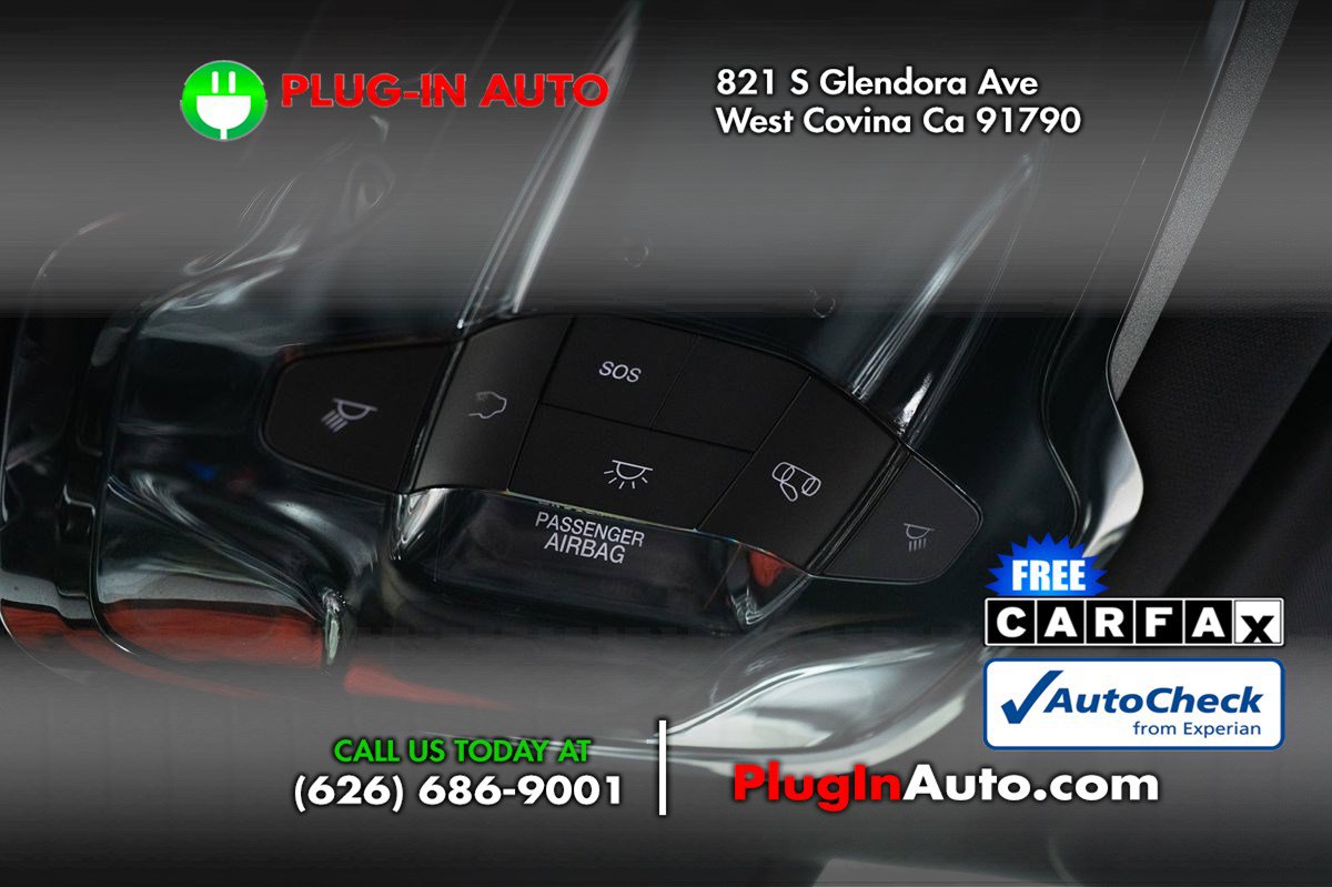 Used 2023 Alfa Romeo Stelvio Sprint image 34