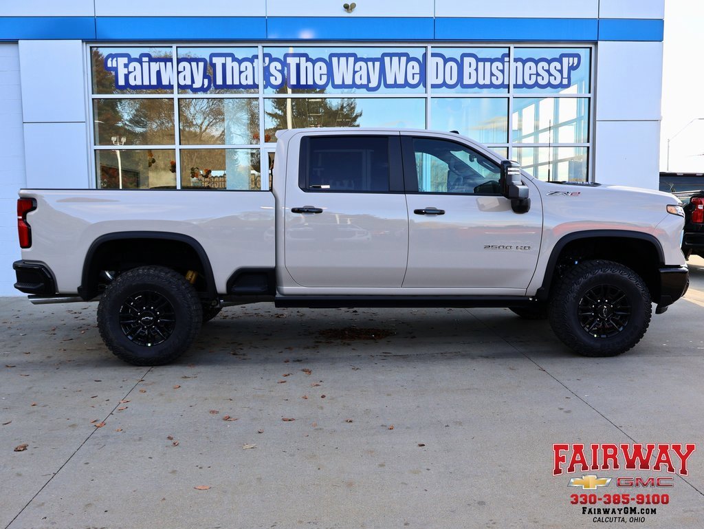 New 2026 Chevrolet Silverado 2500 ZR2 w/ LPO, Dark Essentials Package