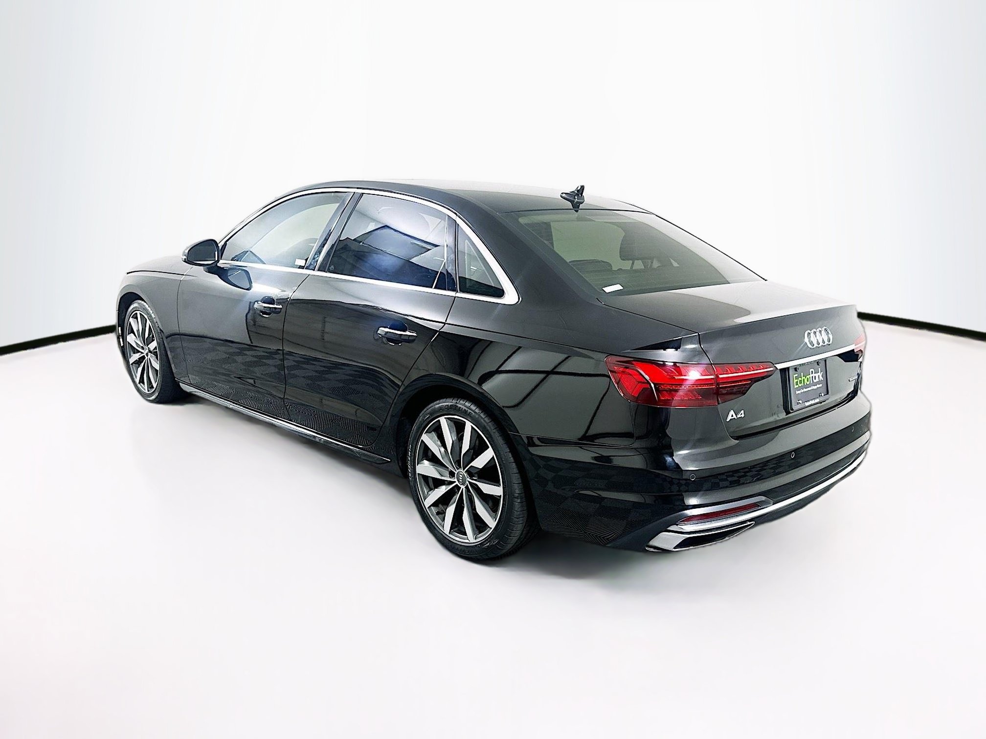 Used 2021 Audi A4 2.0T Premium w/ Convenience Package AWD/4WD image 5