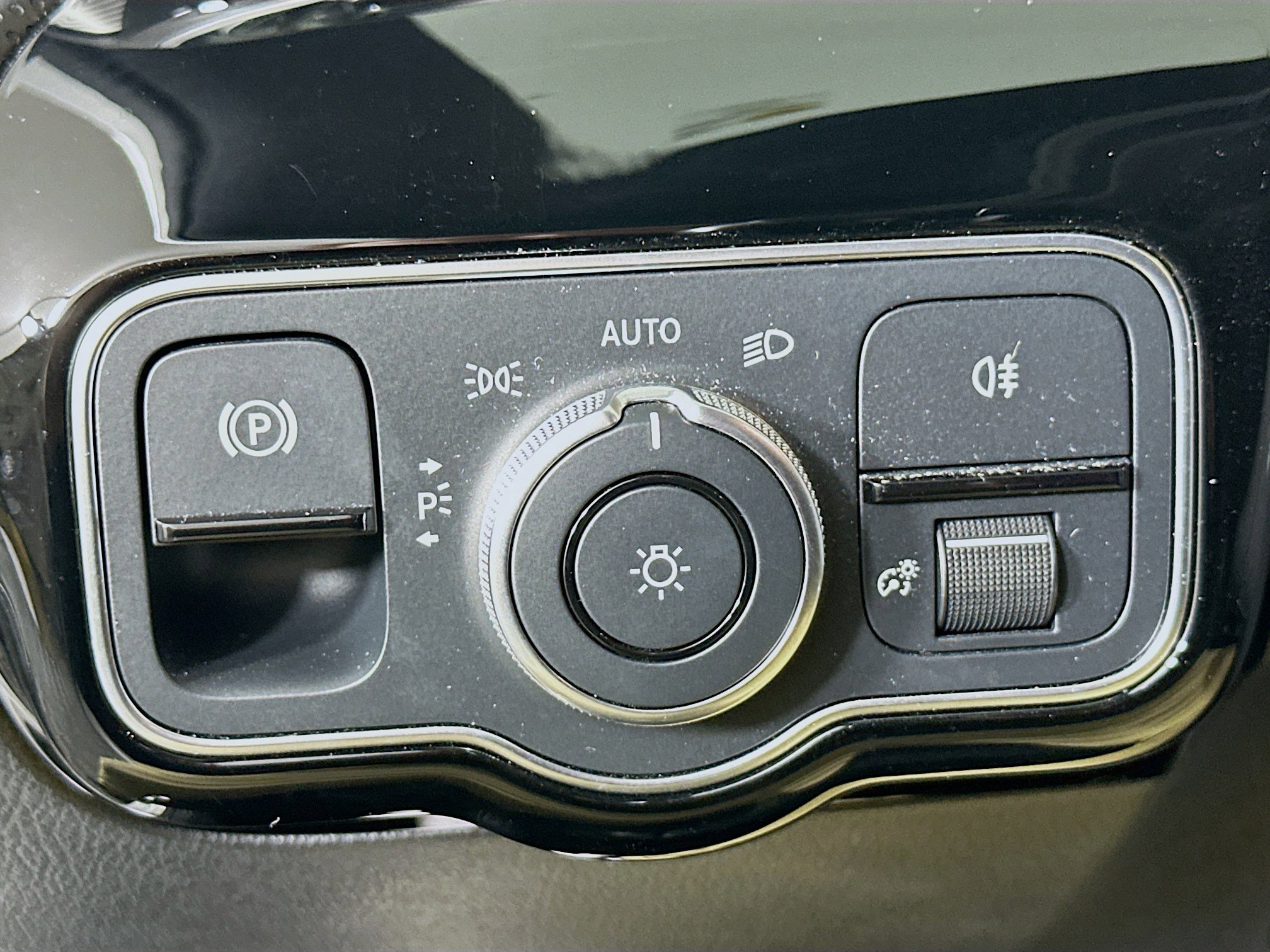 Used 2022 Mercedes-Benz A 220 4MATIC image 16