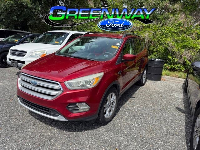 Used 2017 Ford Escape SE w/ Equipment Group 201A FWD image 1