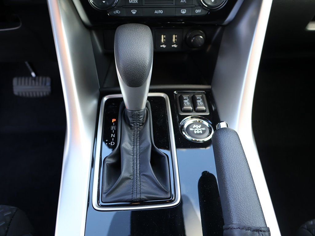 New 2026 Mitsubishi Eclipse Cross LE image 46