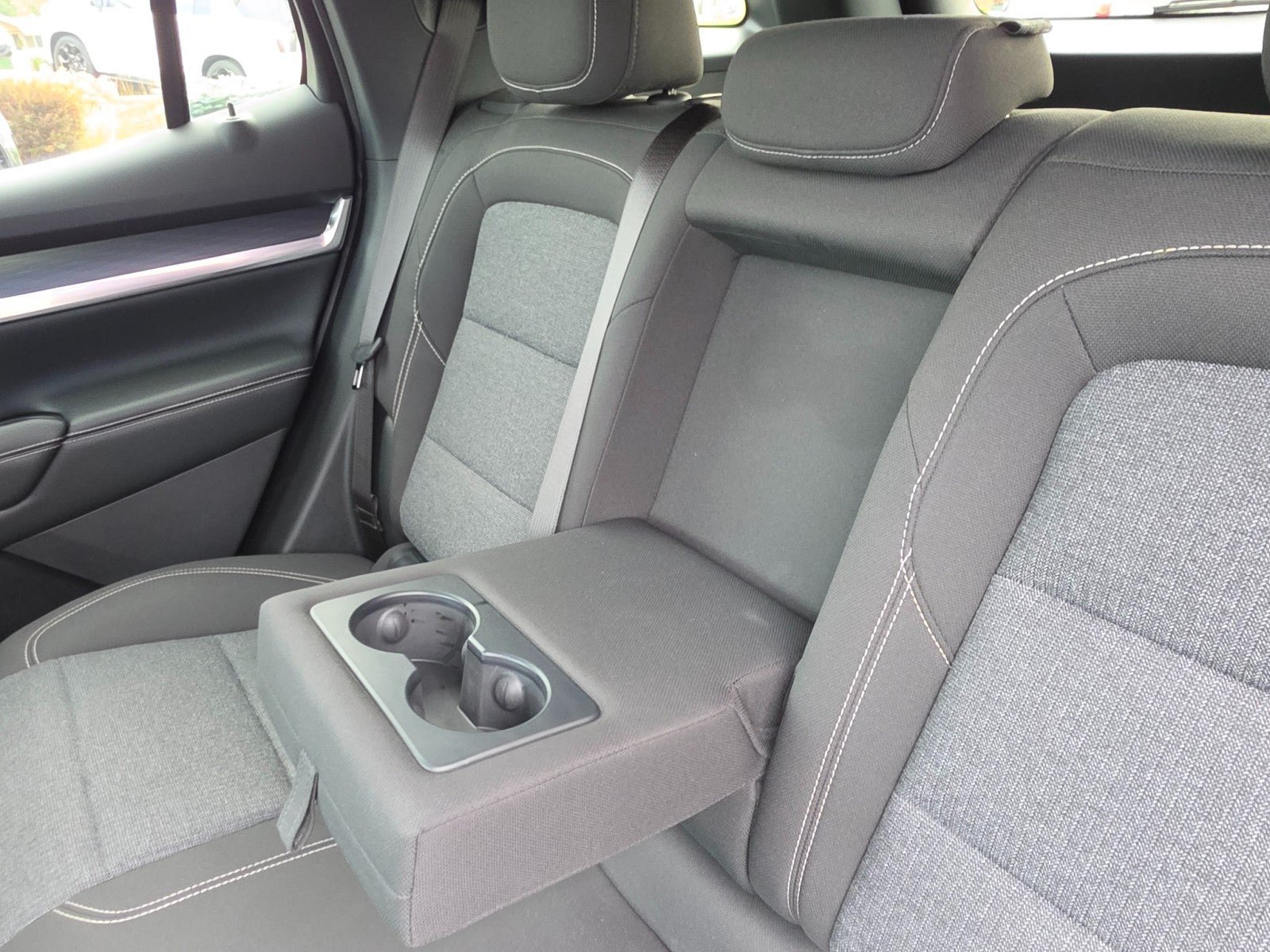 Used 2025 GMC Terrain Elevation w/ Technology Package II AWD/4WD image 24