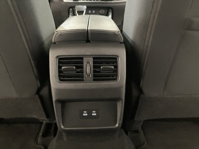 Used 2024 Nissan Rogue SV image 24