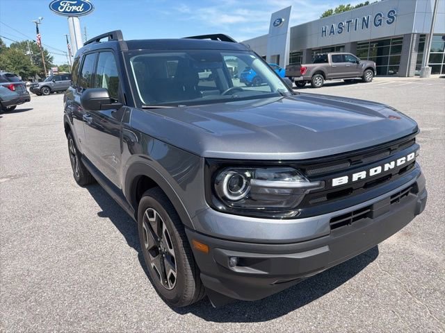 Used 2024 Ford Bronco Sport Outer Banks w/ Tech Package AWD/4WD image 1