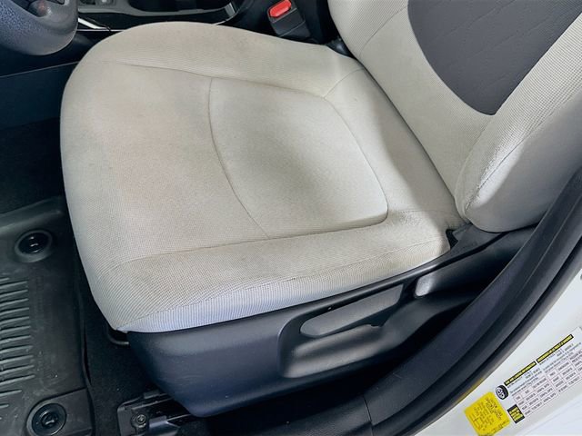 Used 2020 Toyota Corolla LE image 20