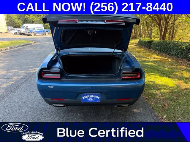 Used 2023 Dodge Challenger SXT w/ Blacktop Package RWD image 6