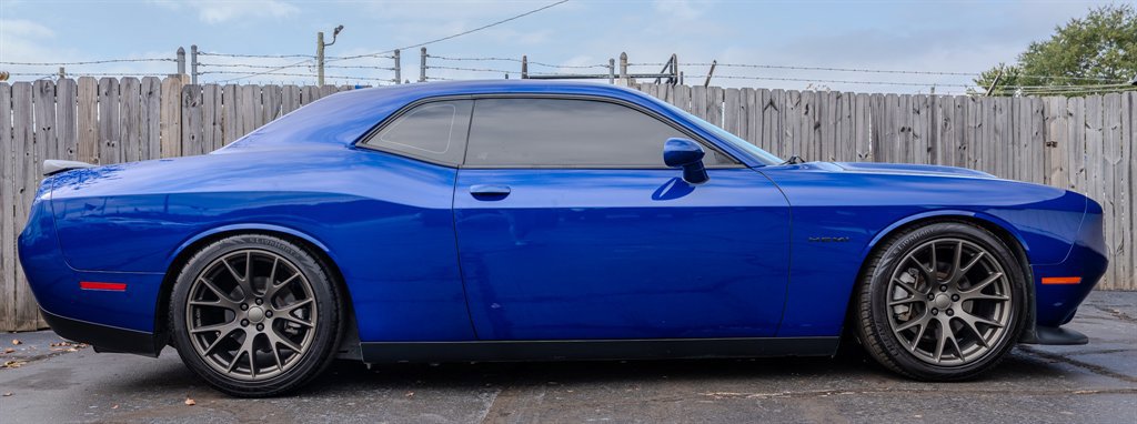 Used 2022 Dodge Challenger R/T w/ Plus Package image 6