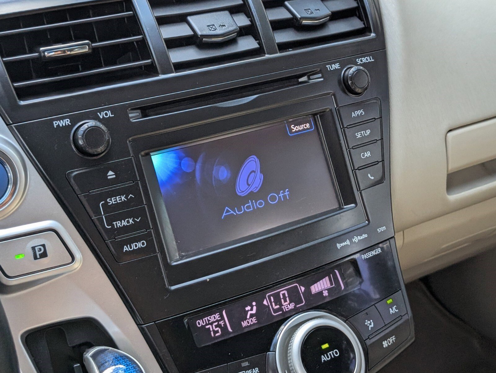 Used 2013 Toyota Prius V Five image 39