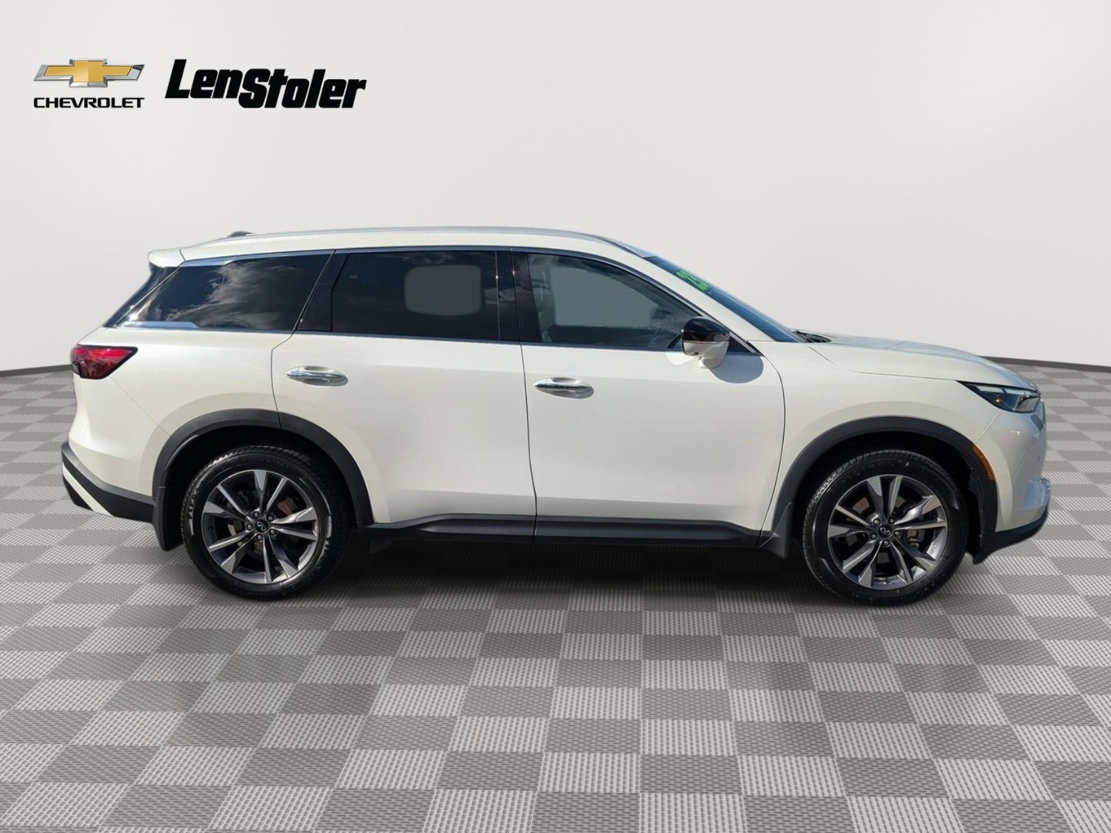 Used 2023 INFINITI QX60 Luxe w/ Cargo Package image 6