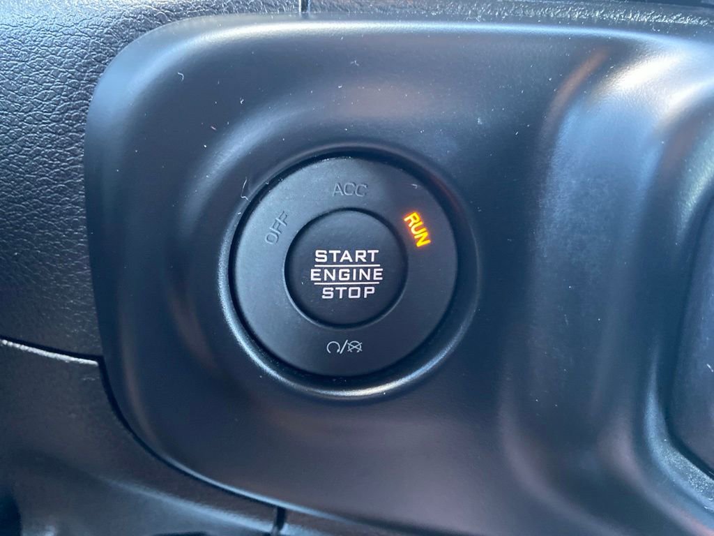 Used 2023 Jeep Wrangler Unlimited Sahara w/ Cold Weather Group AWD/4WD image 36
