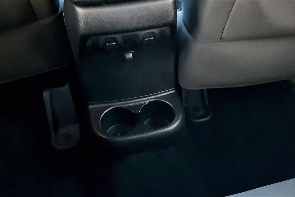 Used 2016 Jeep Wrangler Unlimited Willys image 30