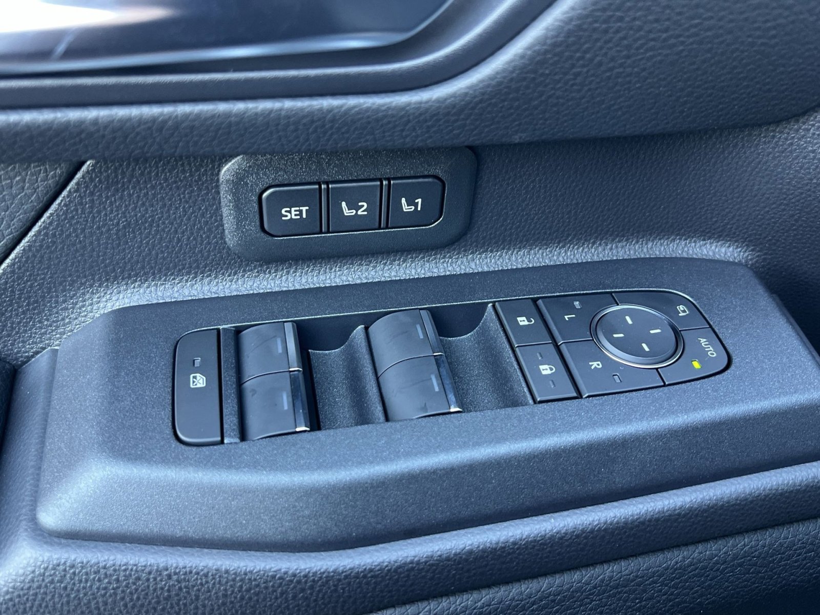 New 2026 Toyota Land Cruiser image 10