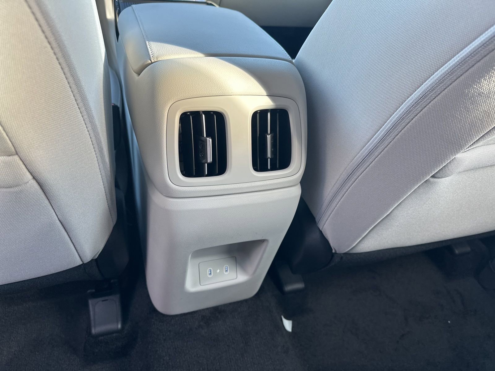 New 2026 Hyundai Tucson Blue SE image 19