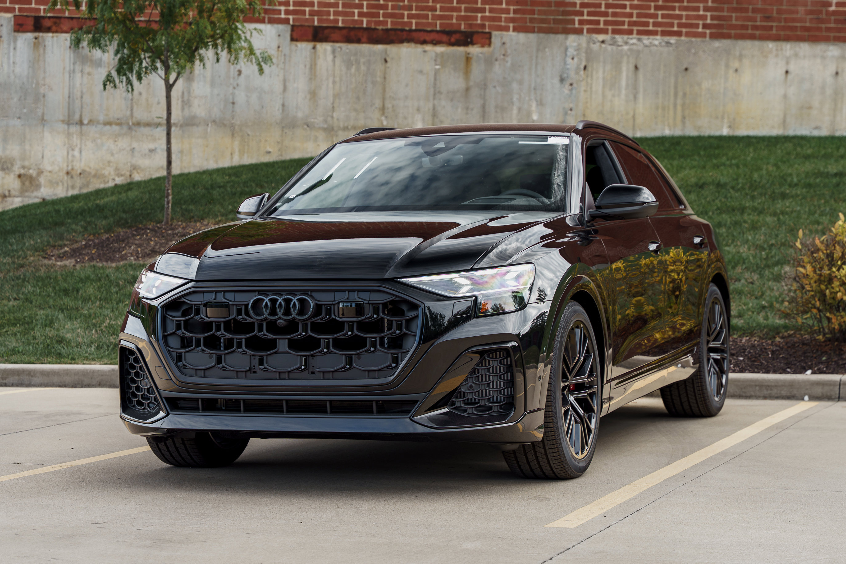 New 2026 Audi SQ8 Prestige image 7