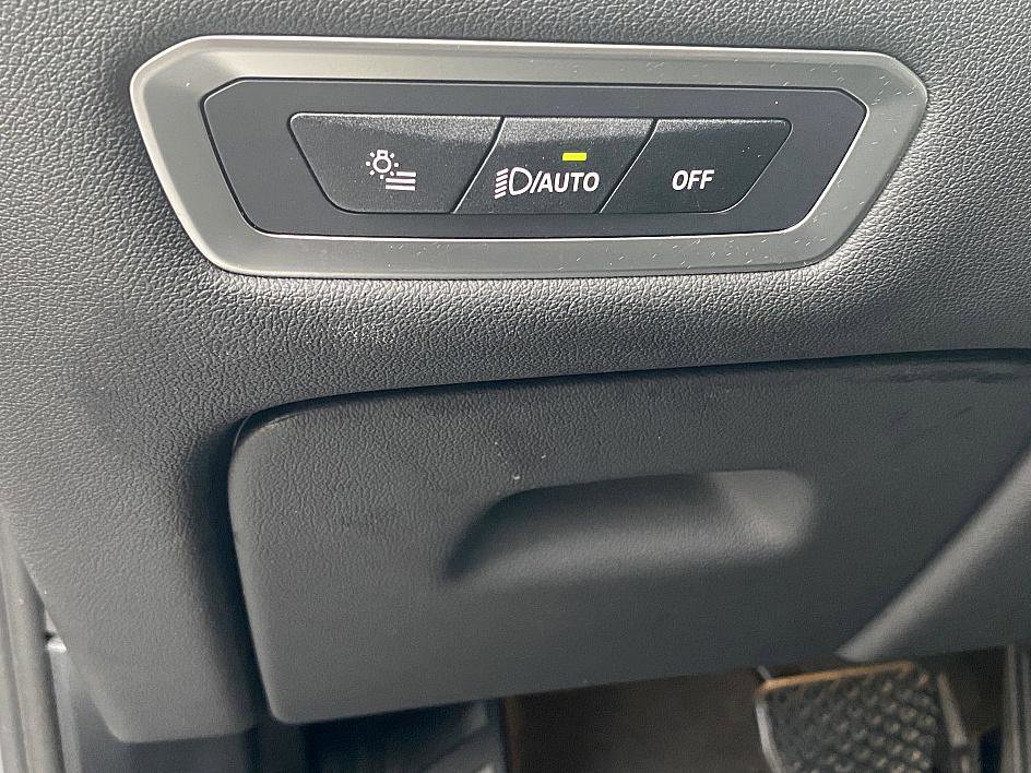 Used 2025 BMW X7 xDrive40i image 21