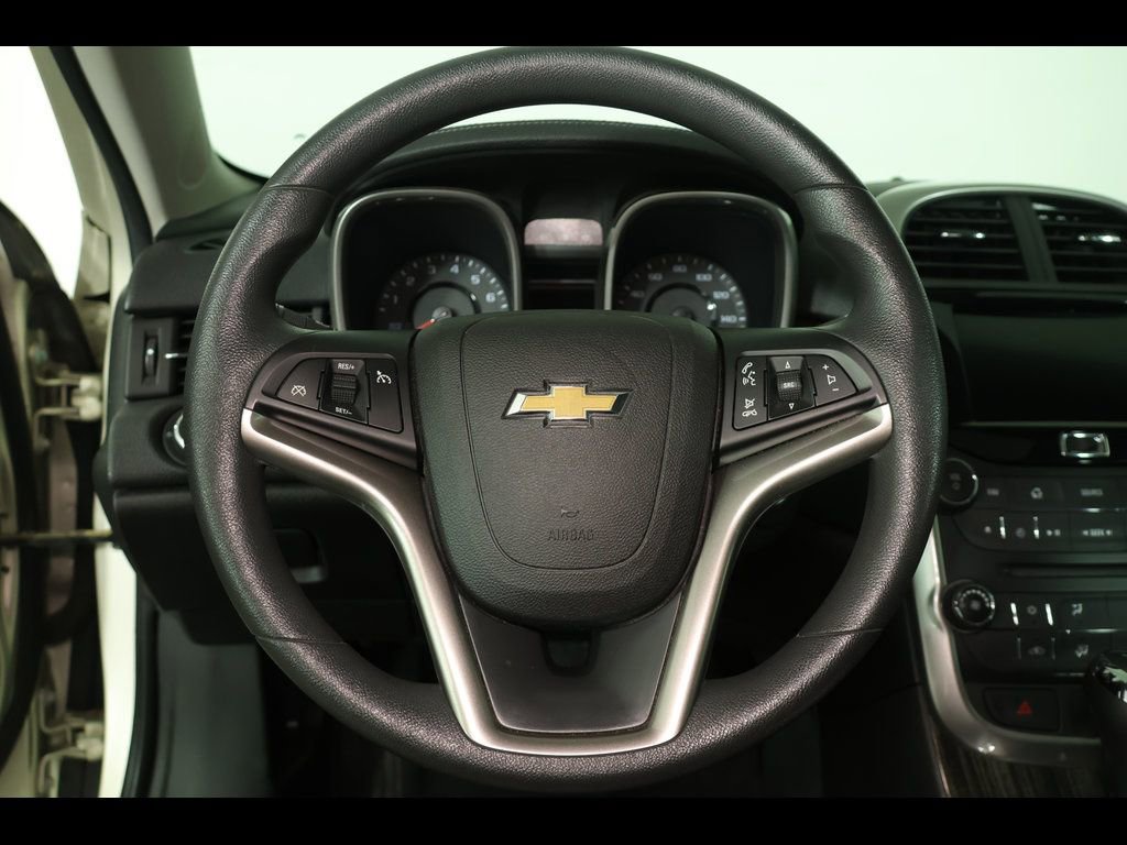 Used 2015 Chevrolet Malibu LT w/ Power Convenience Package FWD image 15