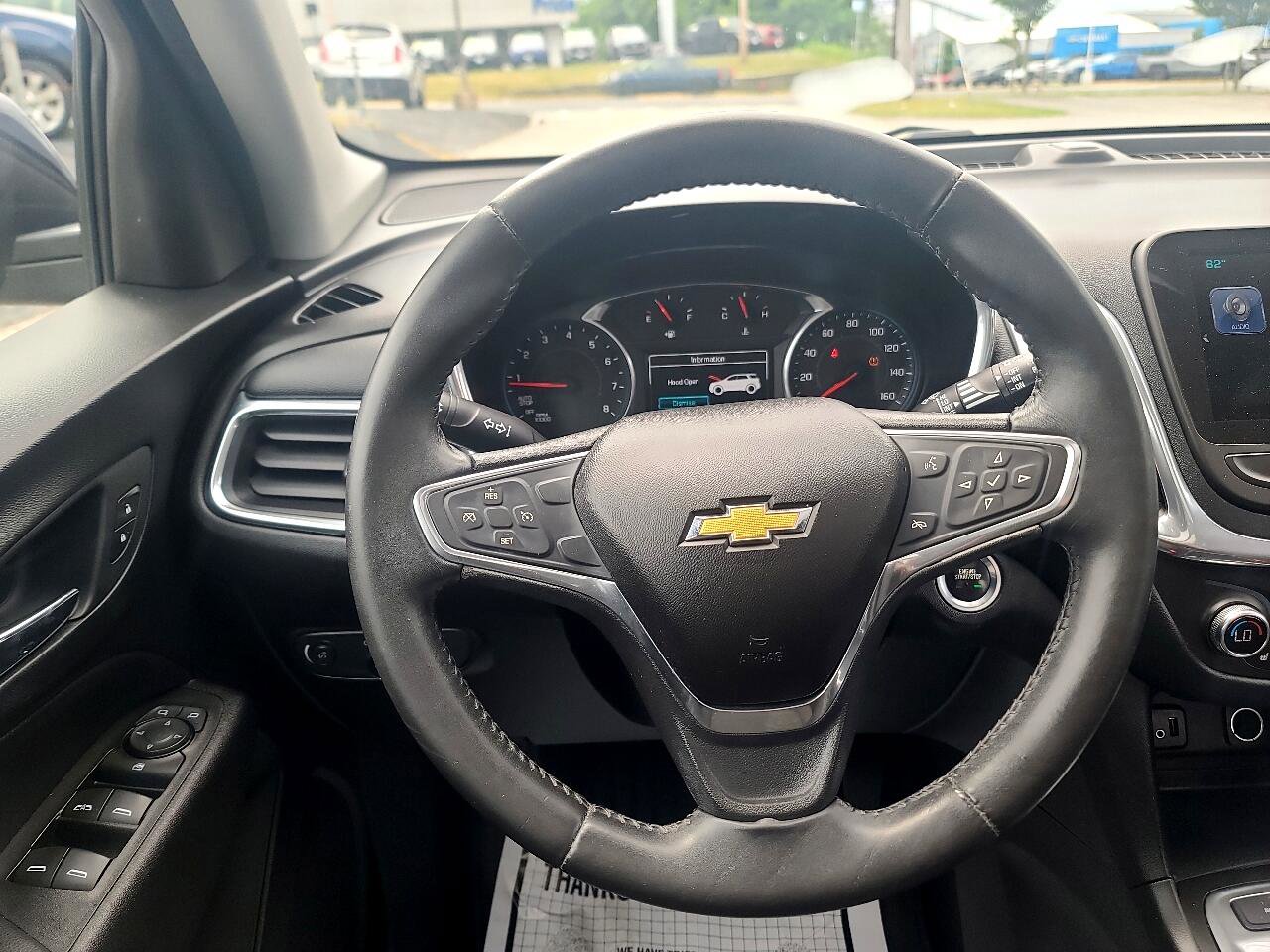 Used 2018 Chevrolet Equinox LT w/ Sun & Infotainment Package image 16