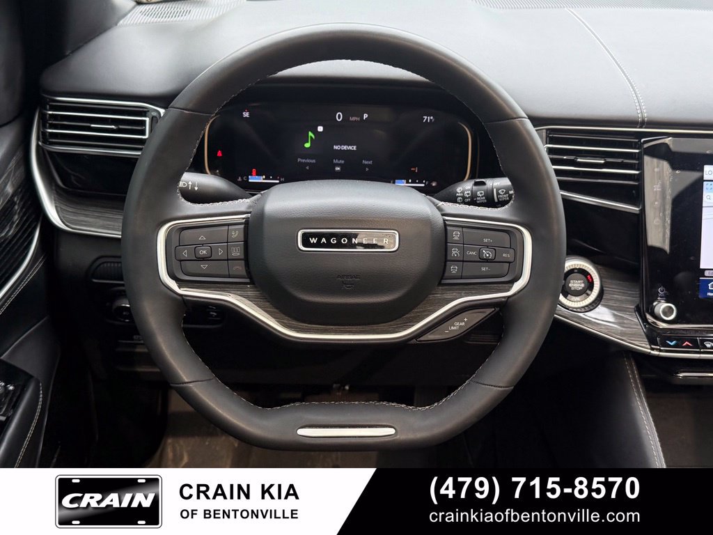 Used 2022 Jeep Wagoneer Series III w/ Premium Group I AWD/4WD image 13